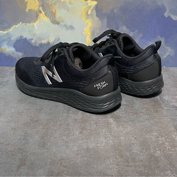 New Balance Fresh Foam Arishi V3 Women's Black Running Shoes Size 11B - Picture 8 of 16